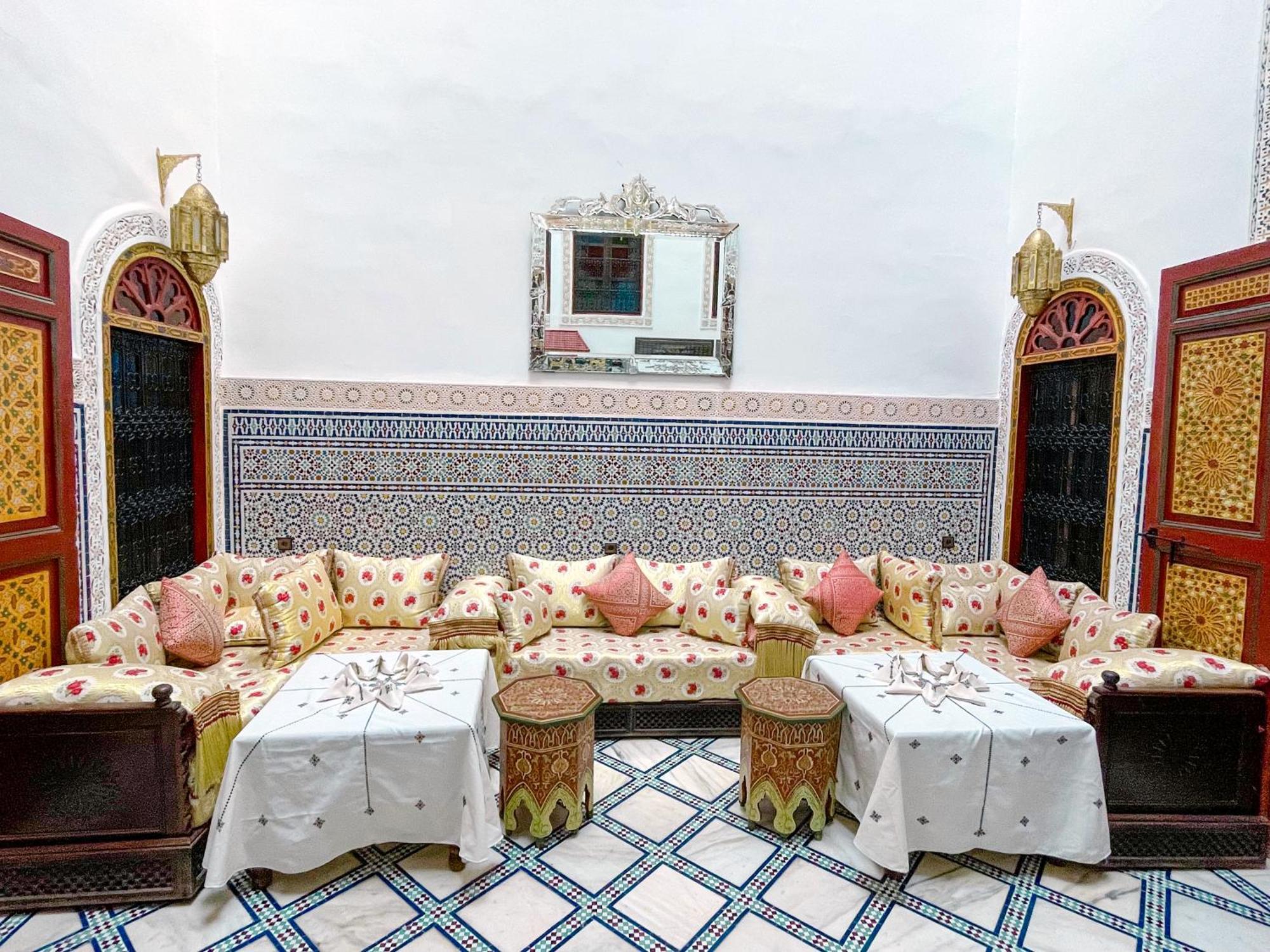 Riad Dar El Ouedghiri فاس المظهر الخارجي الصورة